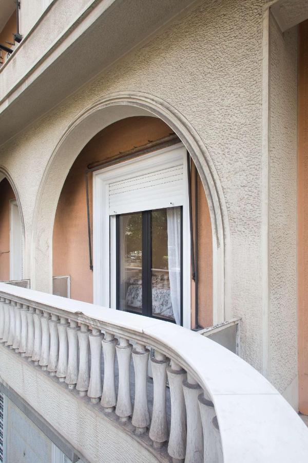 Newly Renovated Studio Downtown Athens! Exterior photo